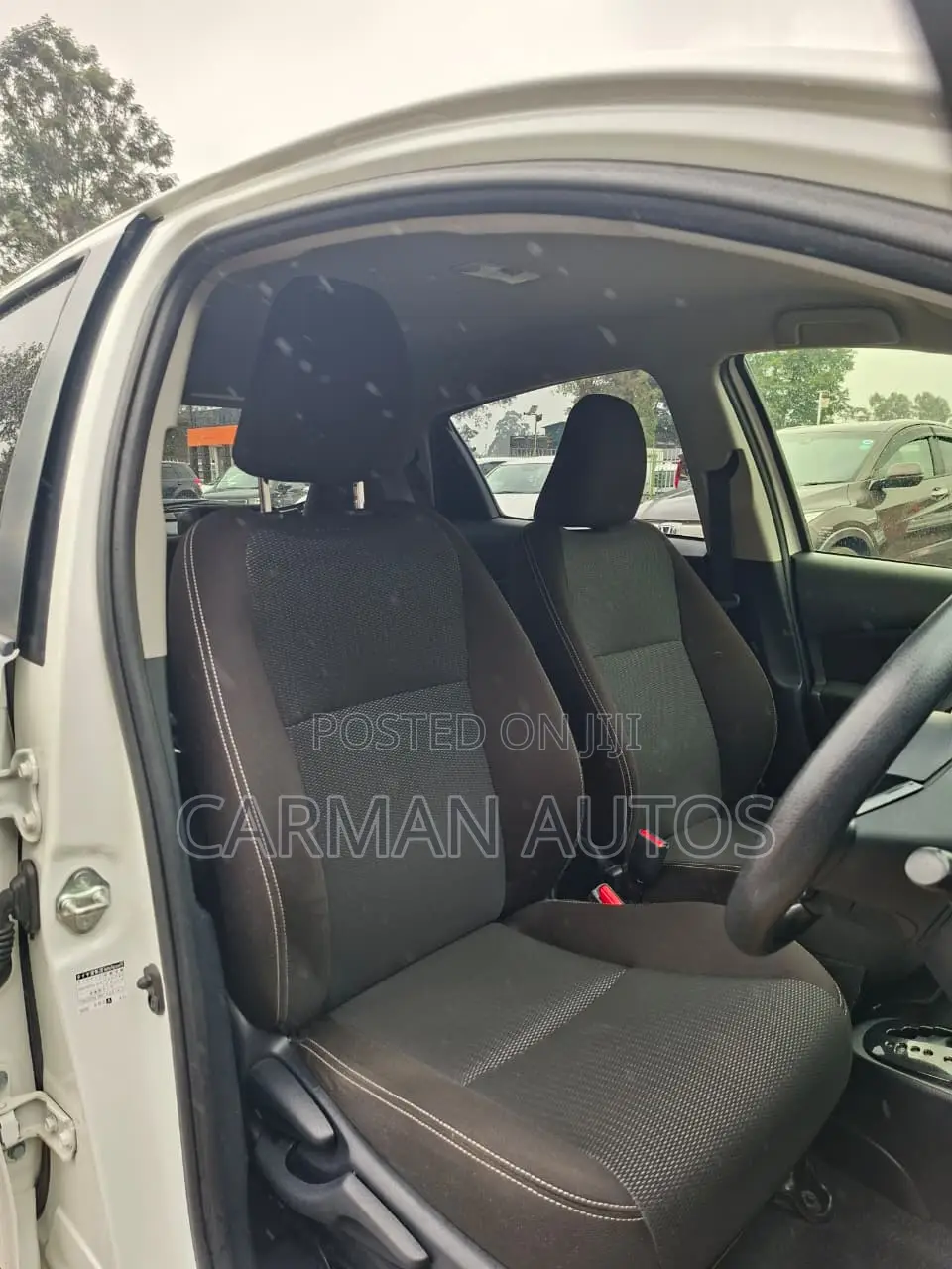 Toyota Vitz 1.0 FWD 5dr 2019 White