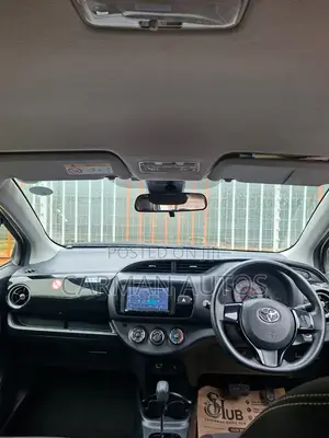 Toyota Vitz 1.0 FWD 5dr 2019 White