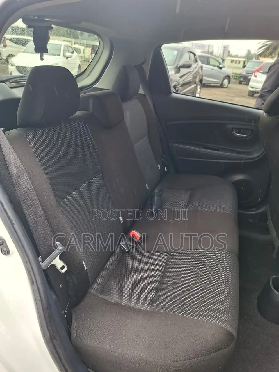 Toyota Vitz 1.0 FWD 5dr 2019 White