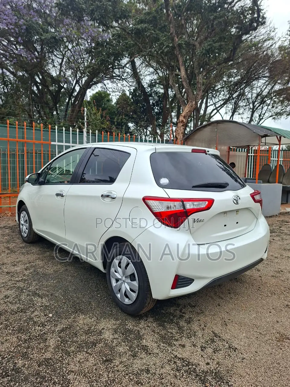 Toyota Vitz 1.0 FWD 5dr 2019 White