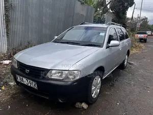 Nissan Advan 2002 Silver