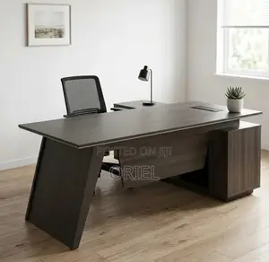 Modern Design CEO Office Desk 180cm – Premium Executive Workstation