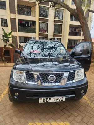 Nissan Navara 2.5 dCi 4x4 2007 Black