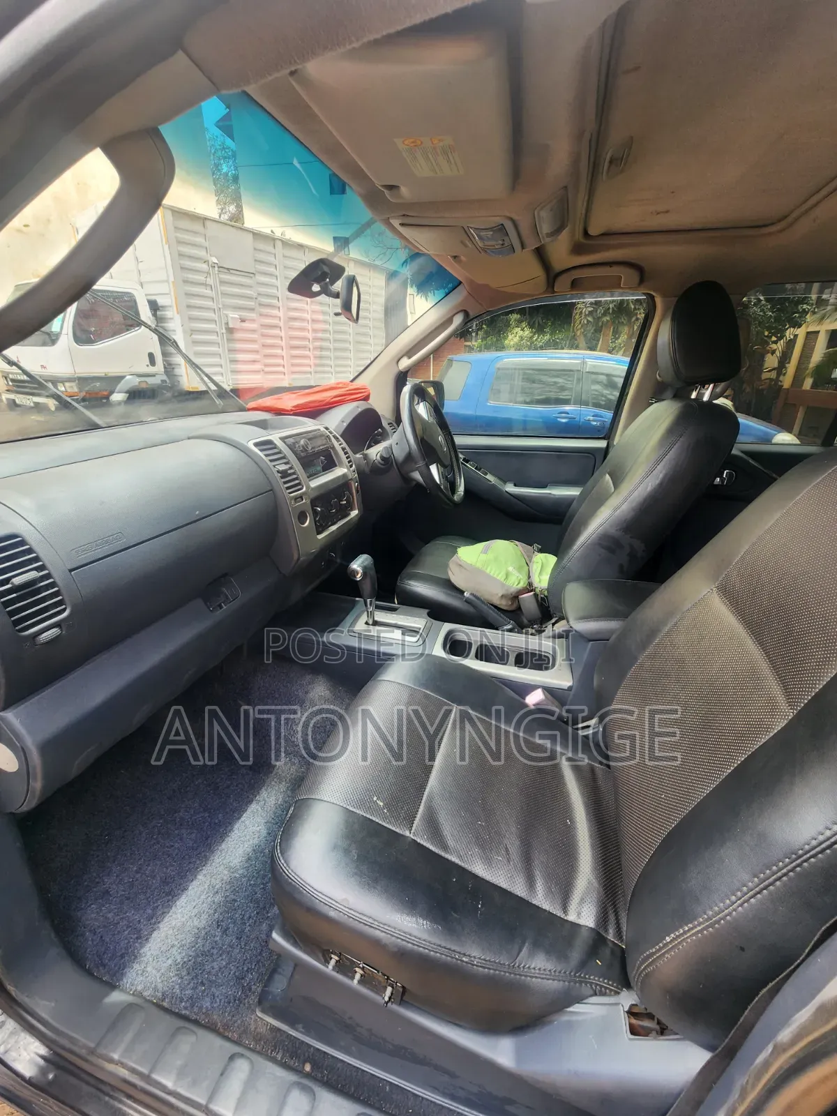 Nissan Navara 2.5 dCi 4x4 2007 Black