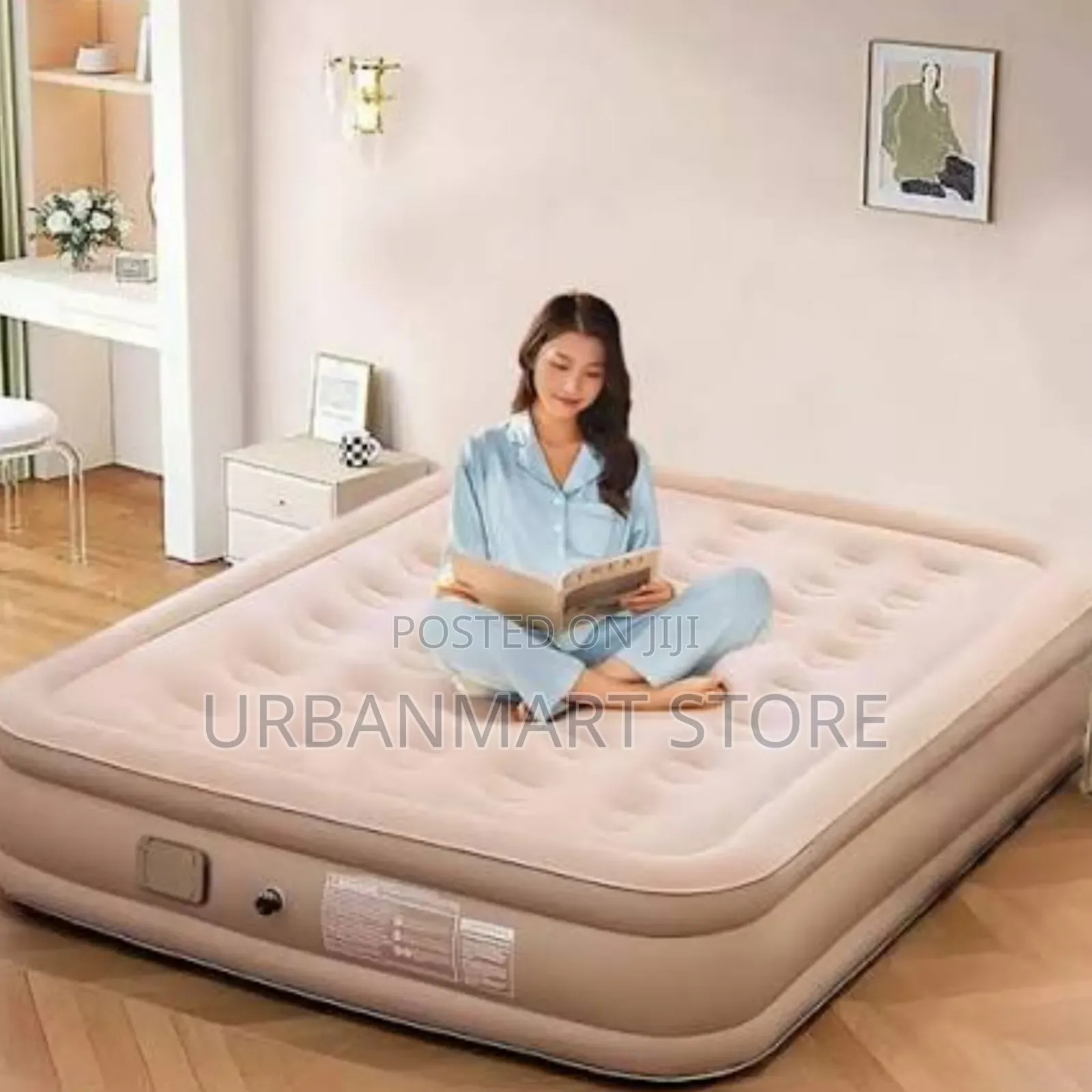 Queen Inflatable Bed With Inbuilt Air Pump, 2 Pillow - Size 5 by 6