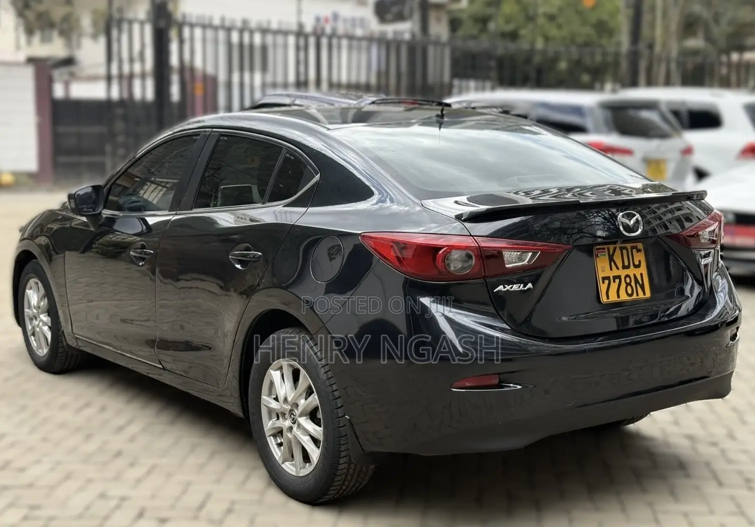 Mazda Axela SV Premium 2014 Black