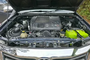 Toyota Hilux 2015 Gray