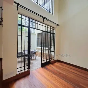 5bdrm Villa in Lavington, Muthangari for rent