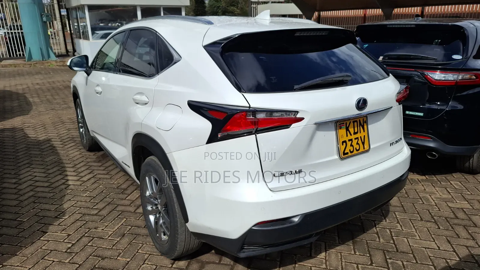 Lexus NX 300h AWD 2016 White