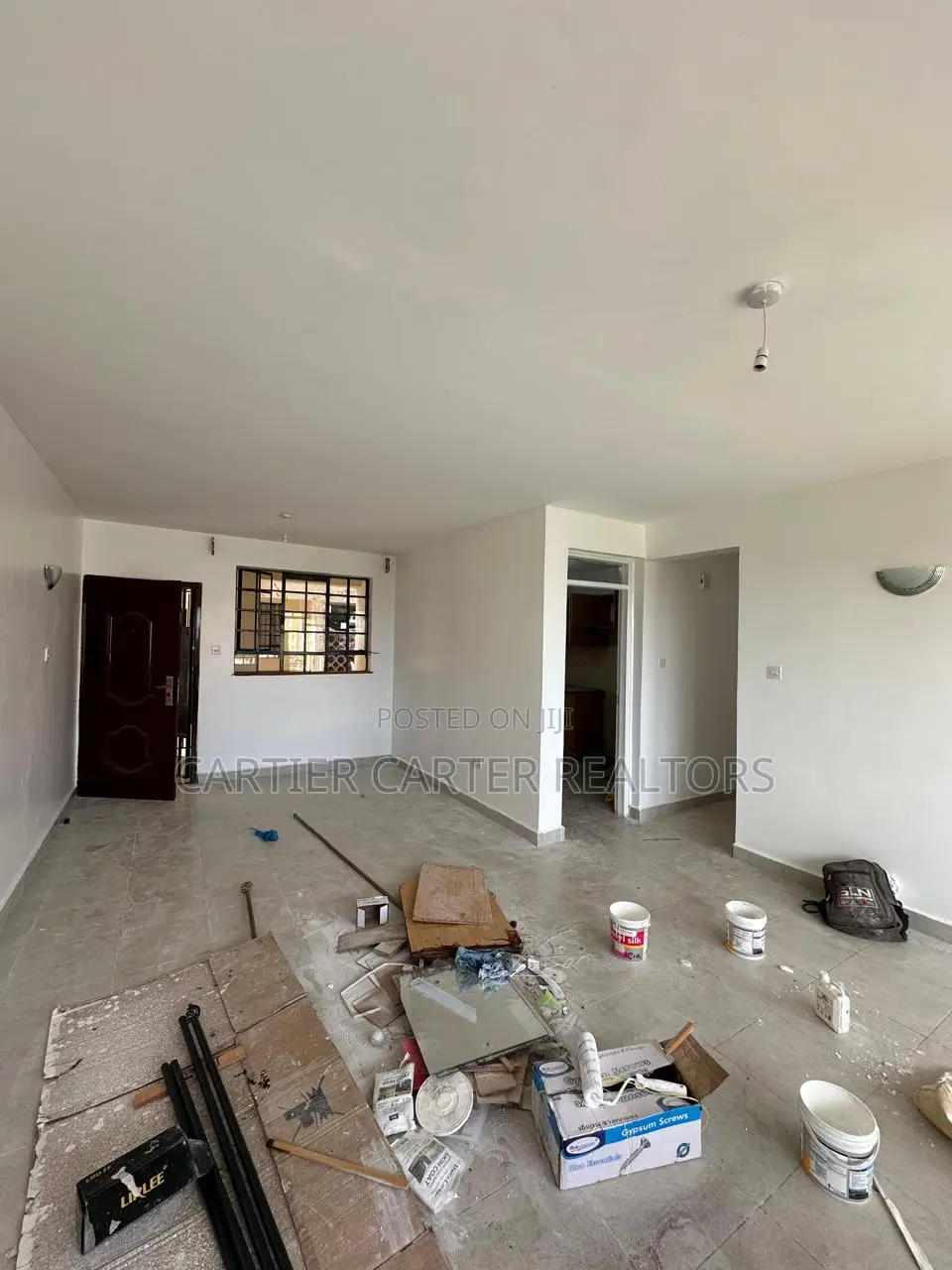 3bdrm Apartment in Bluebells, Gateway Mall Area for sale