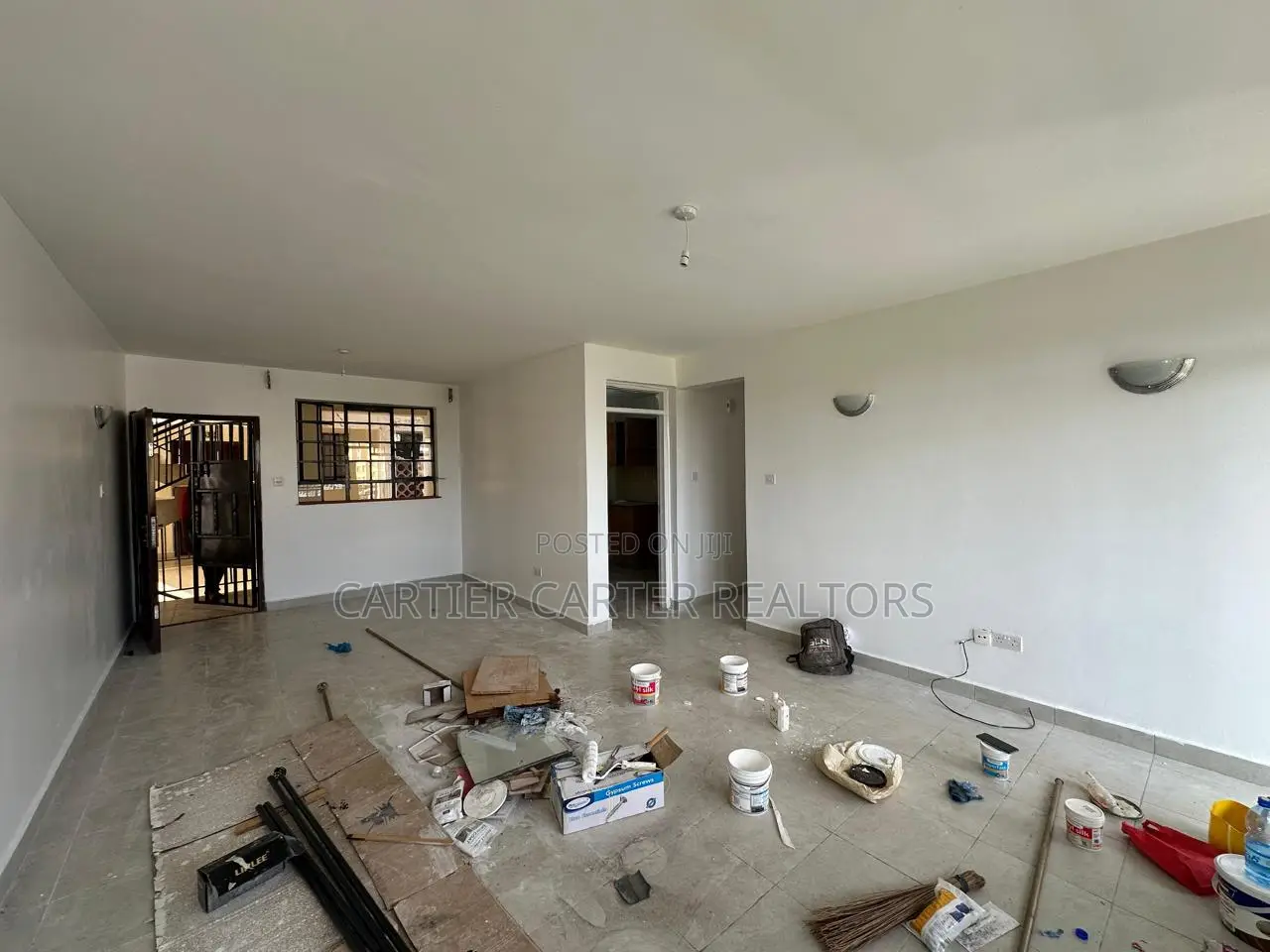 3bdrm Apartment in Bluebells, Gateway Mall Area for sale