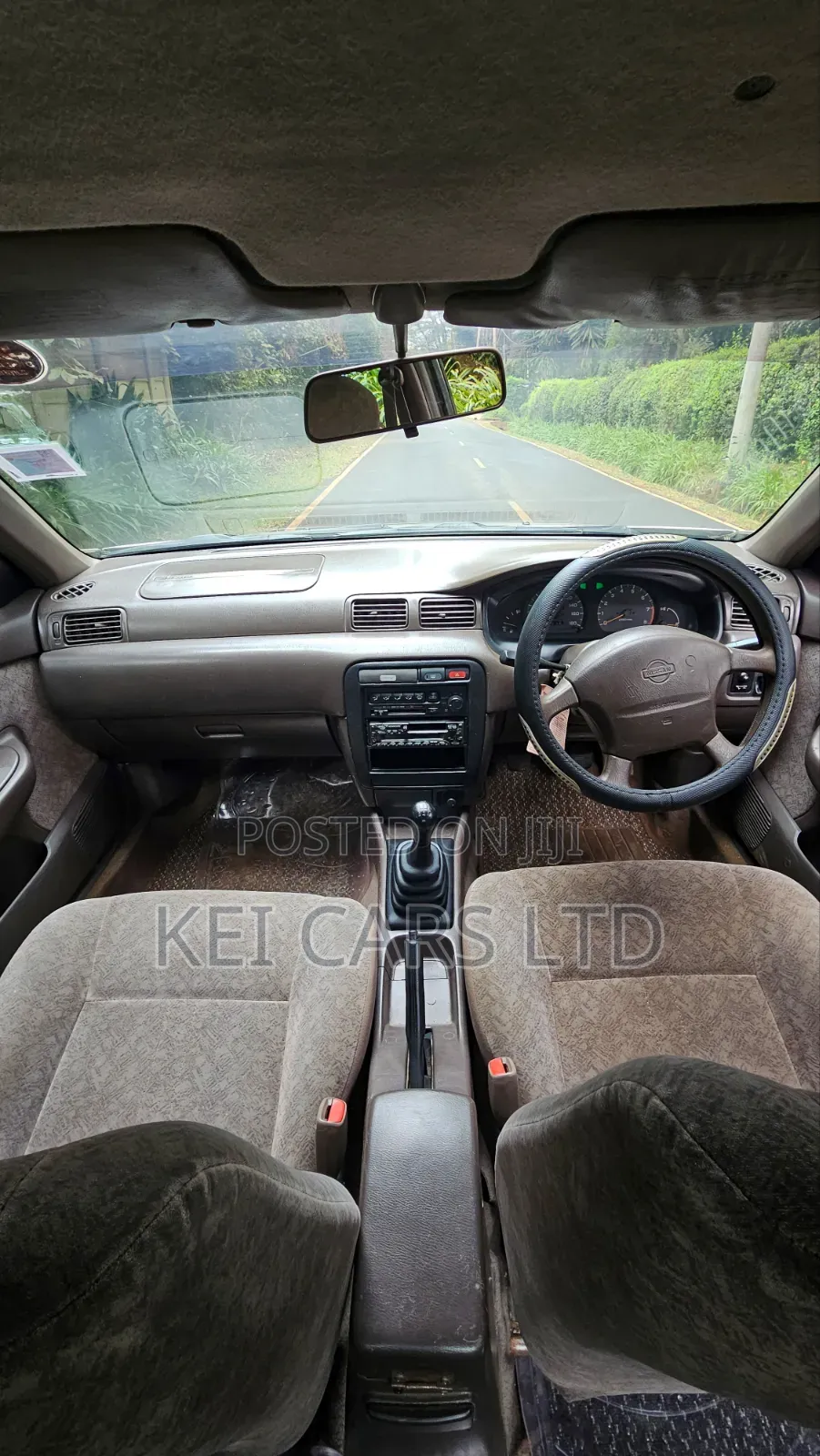Nissan Sunny 1997 Silver