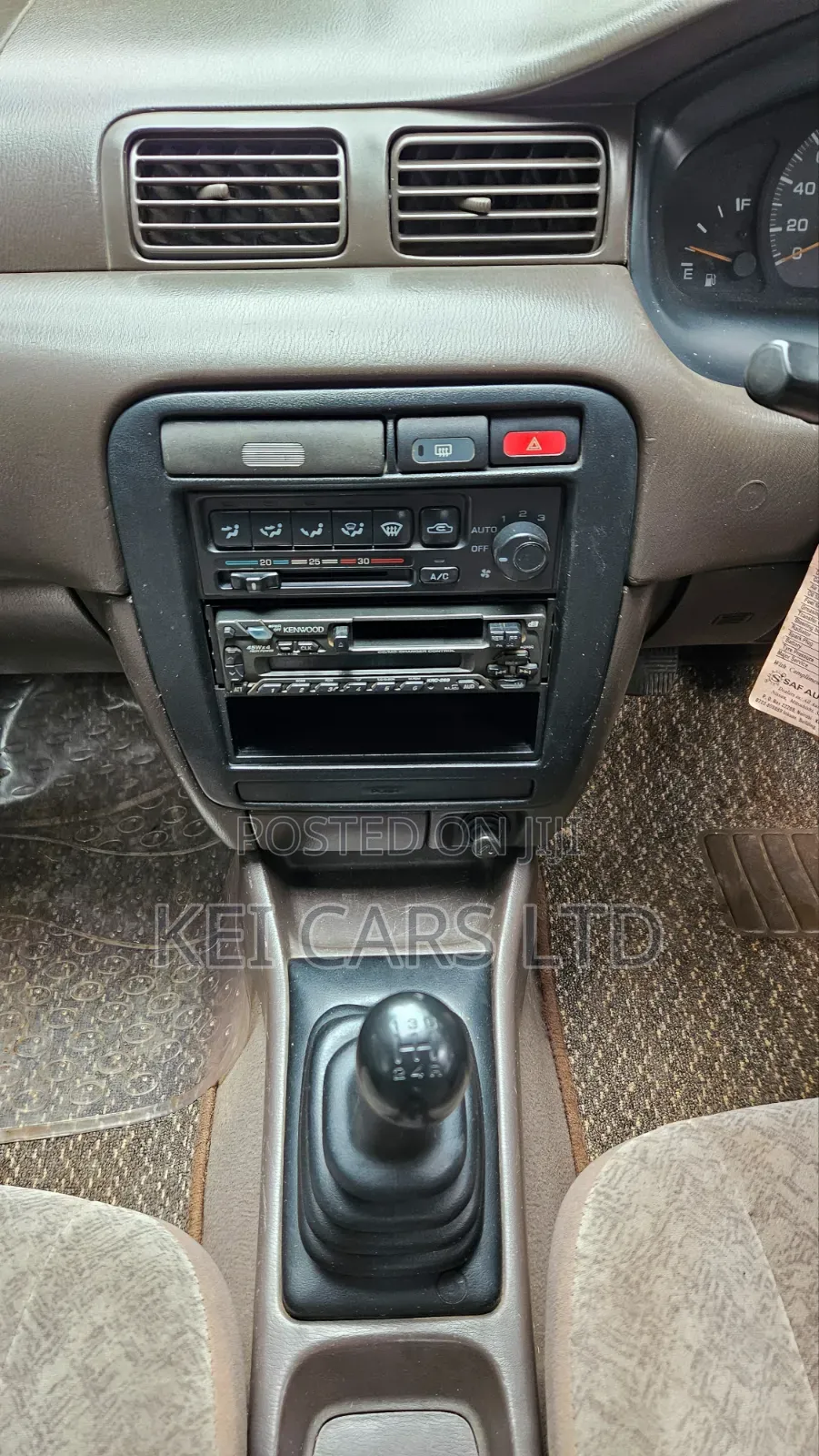 Nissan Sunny 1997 Silver