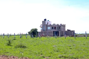 Plots for Sale in Kamakis