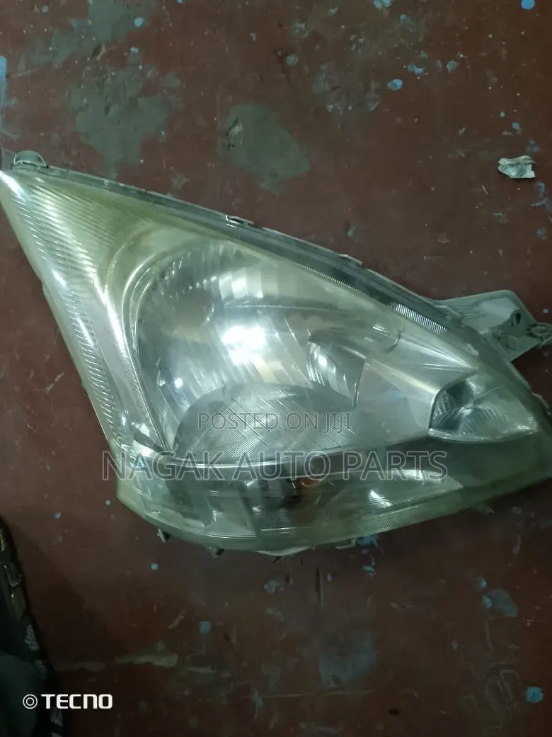 Daihatsu Mira 2008 Headlight