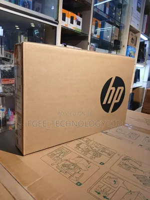 New Laptop HP 250 G10 16GB Intel Core i5 SSD 512GB