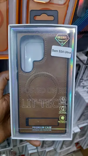 Magnetic Genuine Leather Case With a Stand for Samsung S24 Ultra