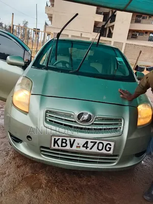 Toyota Vitz 1.0 FWD 5dr 2007 Green