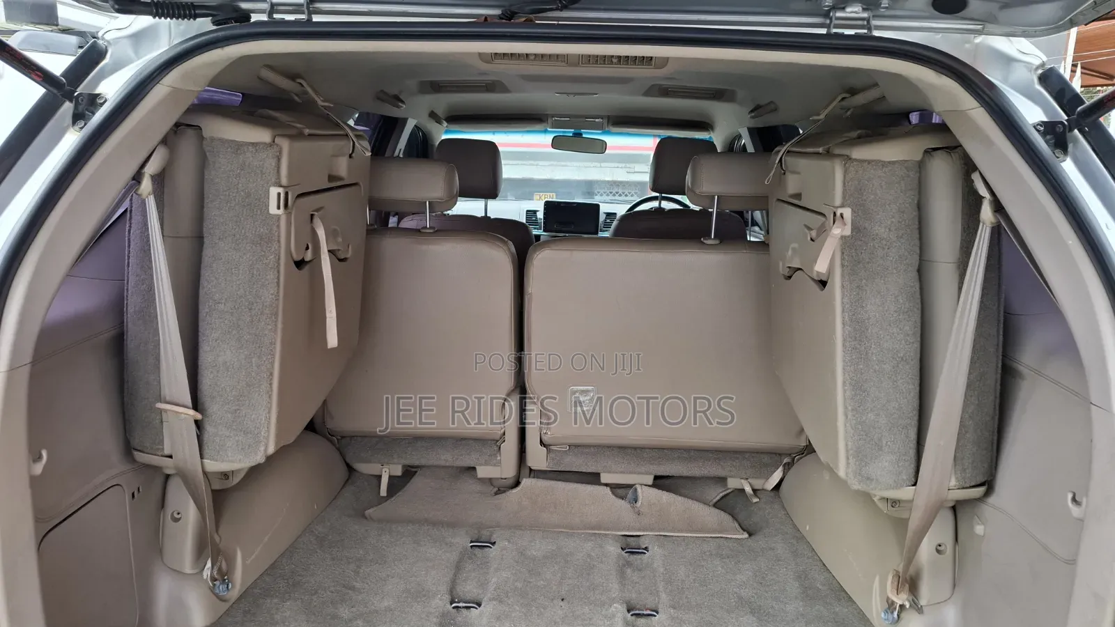 Toyota Fortuner 2.7 AWD 2012 Gray