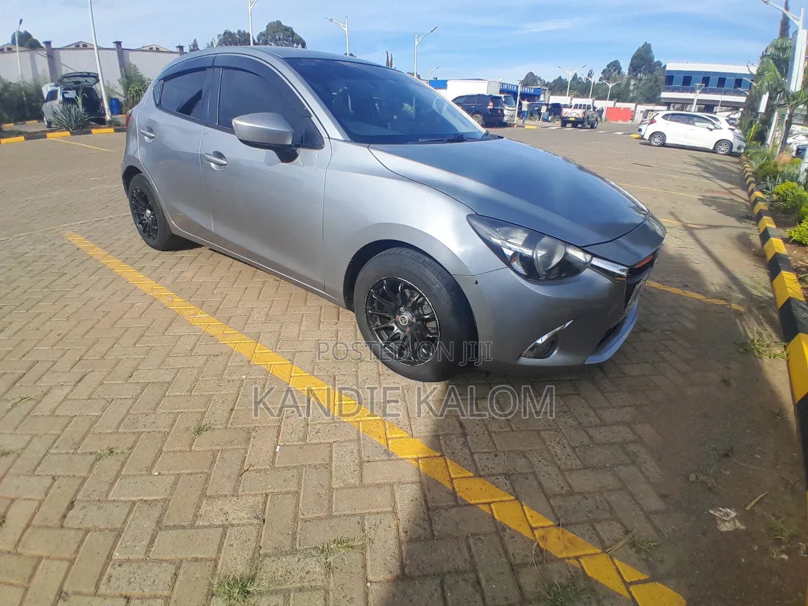 Mazda Demio 2015 Silver
