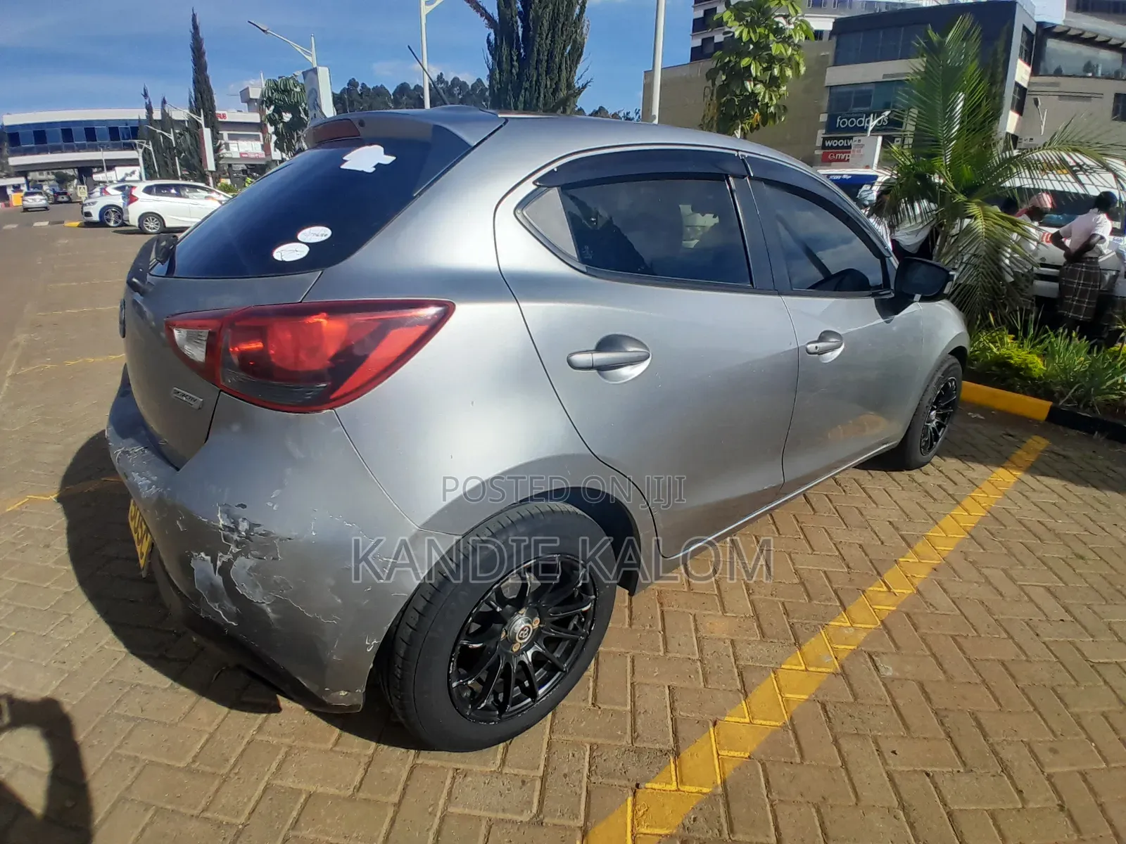 Mazda Demio 2015 Silver