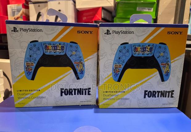 PS5 Fortnite Wireless Controller - main view