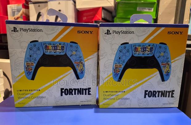PS5 Fortnite Wireless Controller - thumbnail 2