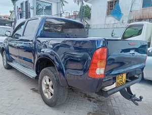 Toyota Hilux 2008 Blue