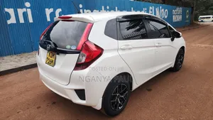 Honda Fit 2016 Pearl