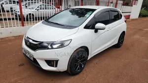 Honda Fit 2016 Pearl