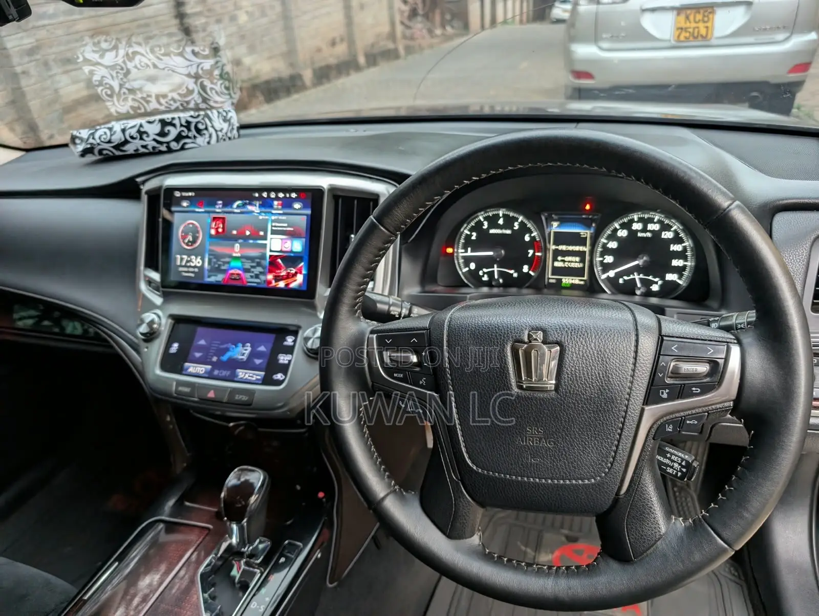 Toyota Crown 2016 Black