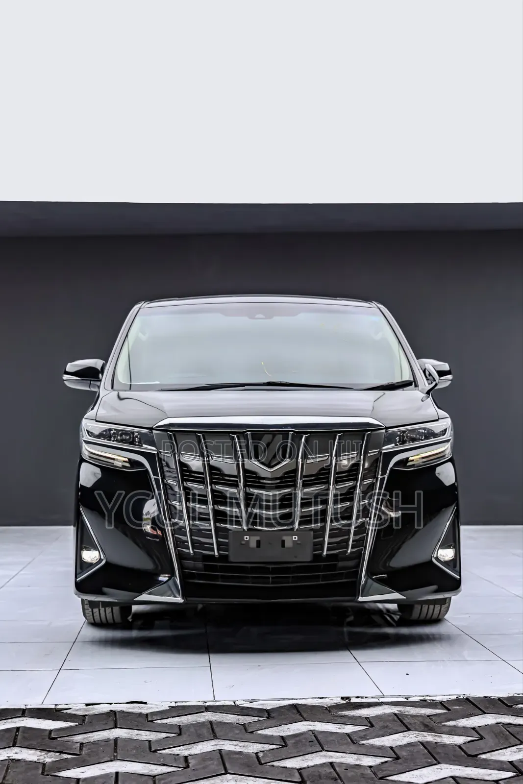 Toyota Alphard 2.5 Petrol AWD 2019 Black
