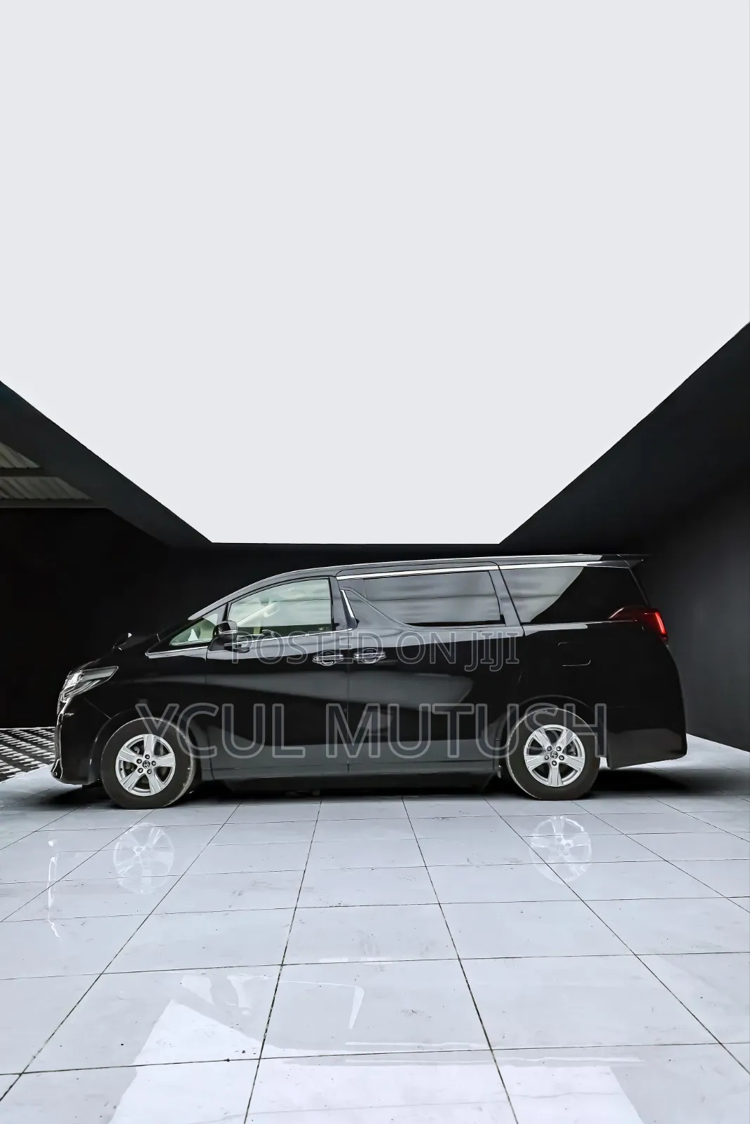 Toyota Alphard 2.5 Petrol AWD 2019 Black