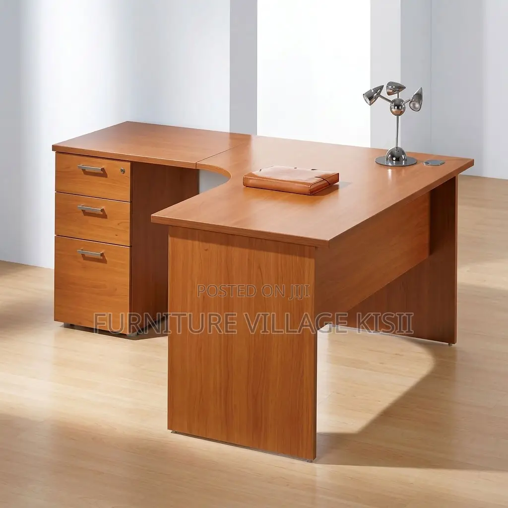 1.4m Curved Office Desk