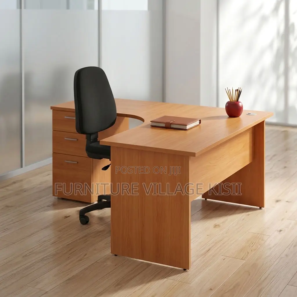 1.4m Curved Office Desk