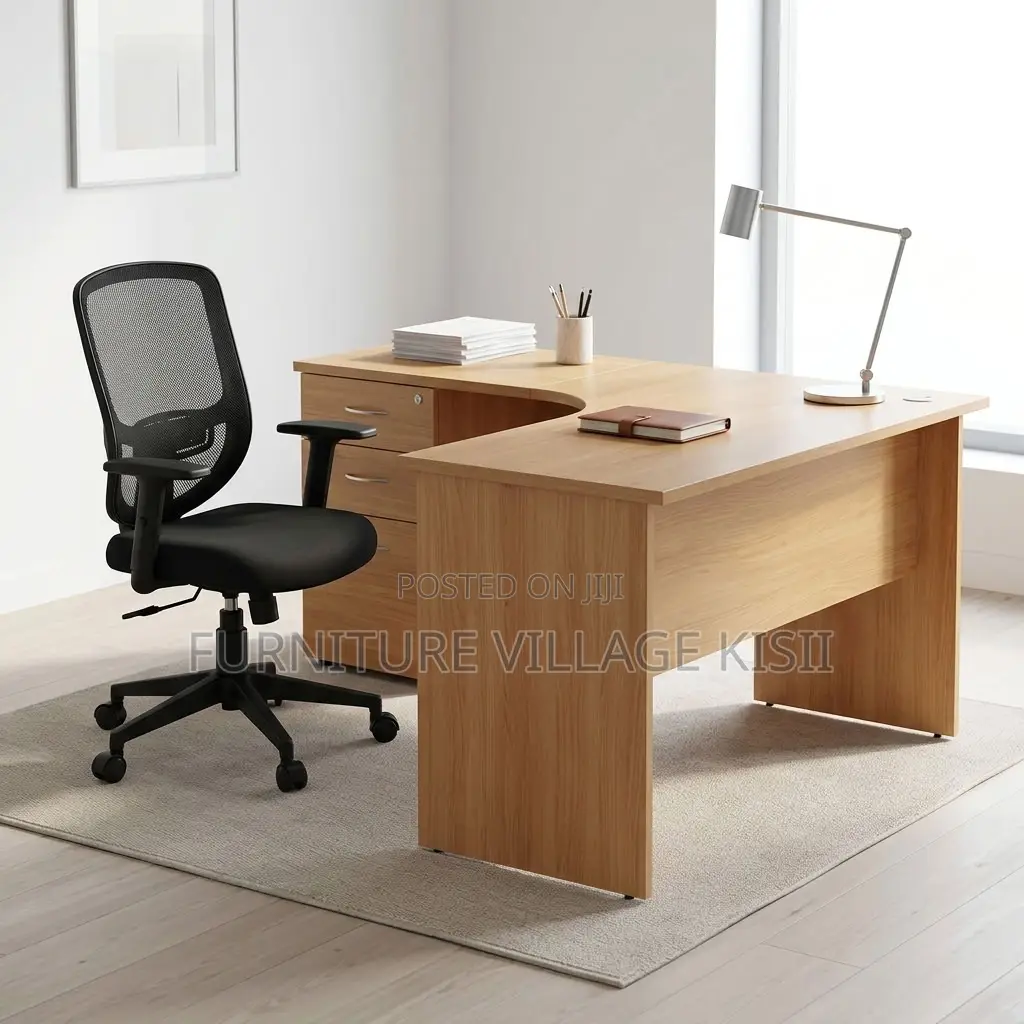 1.4m Curved Office Desk