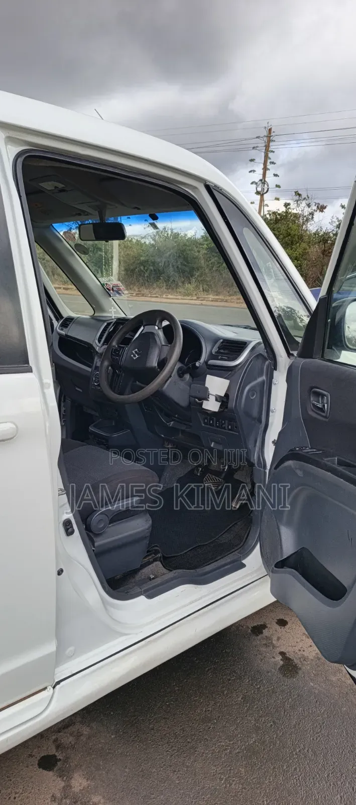 Suzuki Solio 2015 White