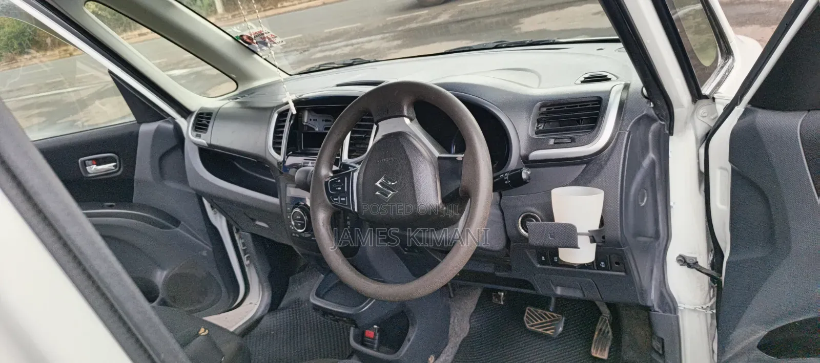 Suzuki Solio 2015 White