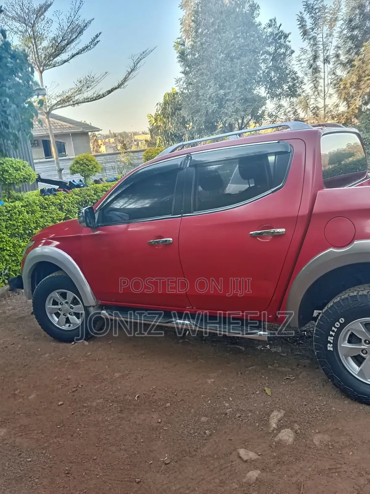 Mitsubishi L200 Double Cab 2.4 154hp 4WD 2015 Red