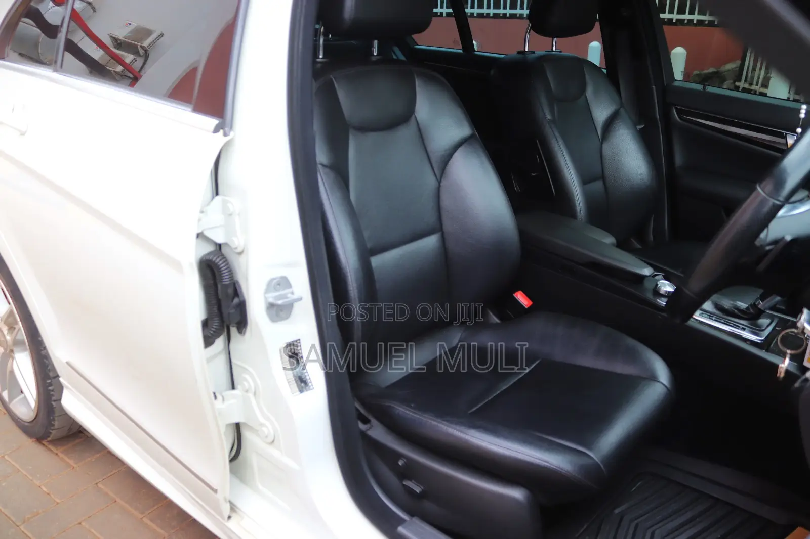 Mercedes-Benz C200 2012 White