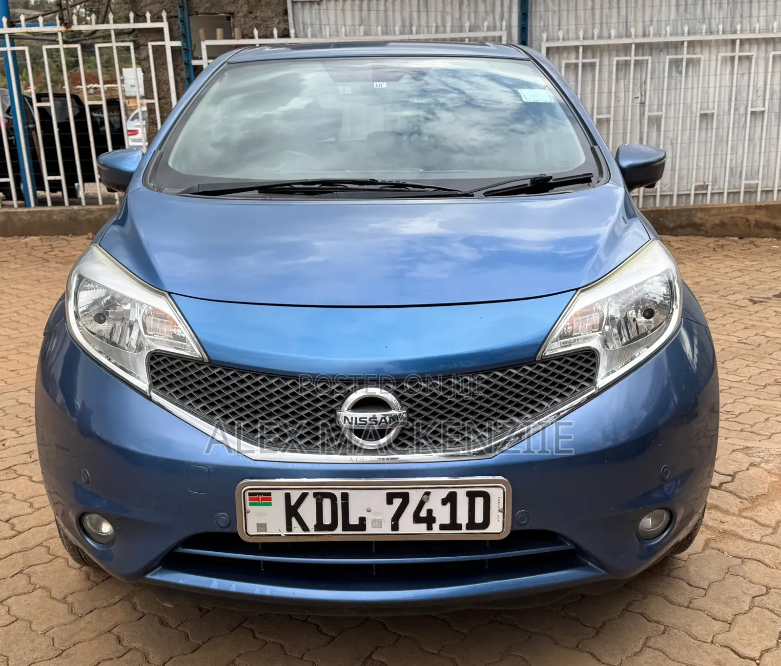 Nissan Note 2016 Blue