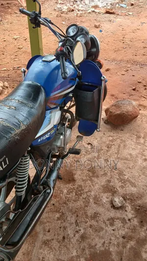 TVS HLX 125 2018 Blue
