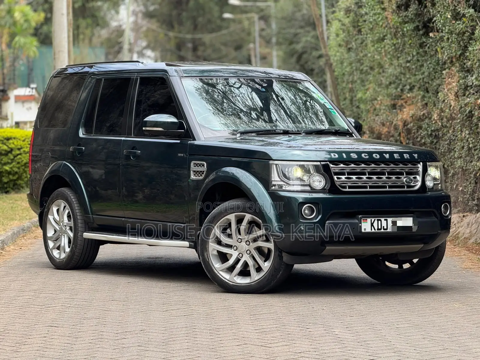 Land Rover Discovery 2015 Green