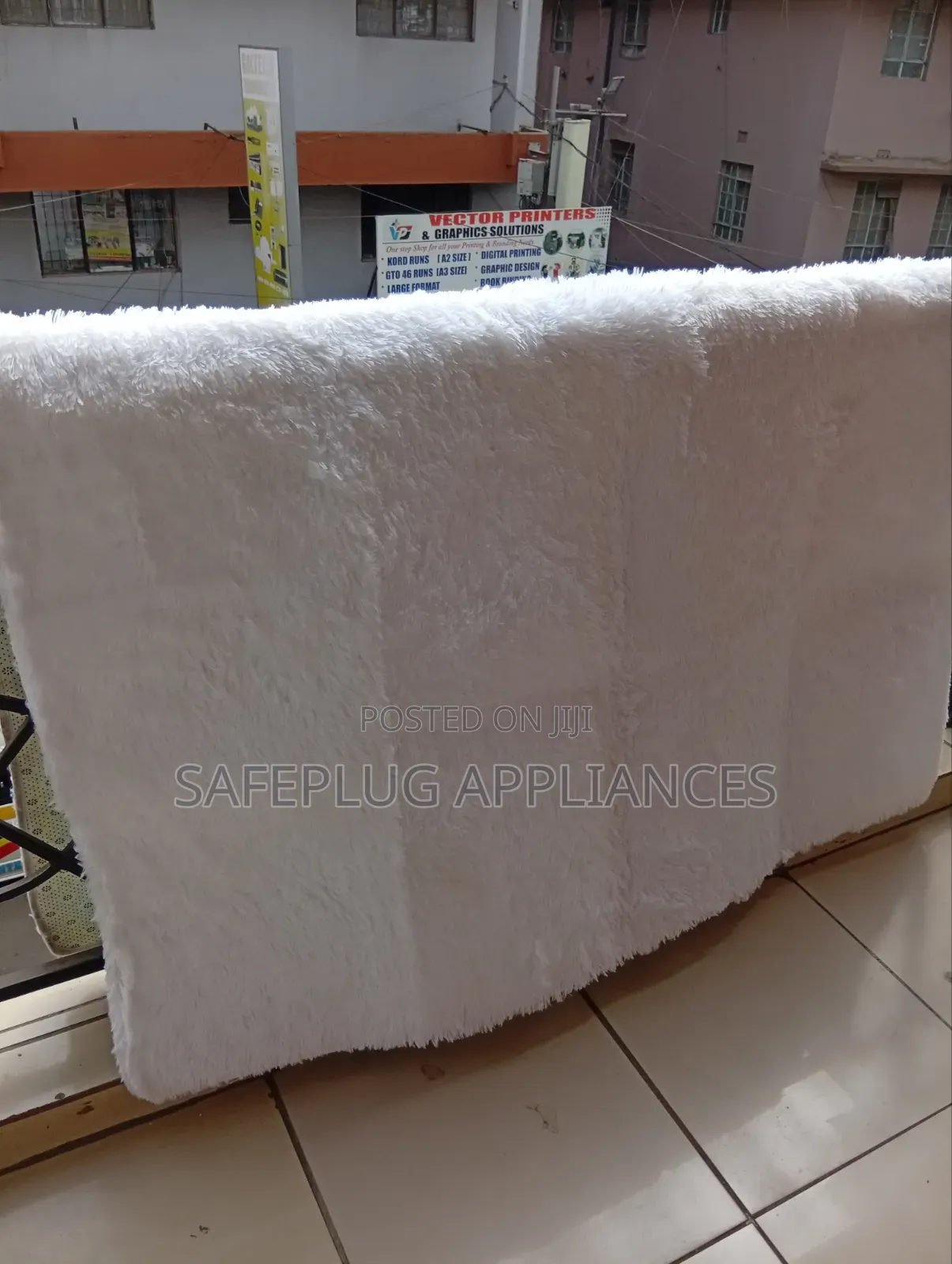 Large 5×8 Soft Fluffy Carpet – Elegant Comfortable Floor Rug