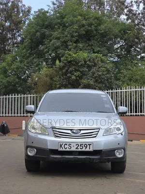 Subaru Outback 2012 Silver