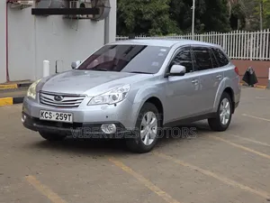 Subaru Outback 2012 Silver
