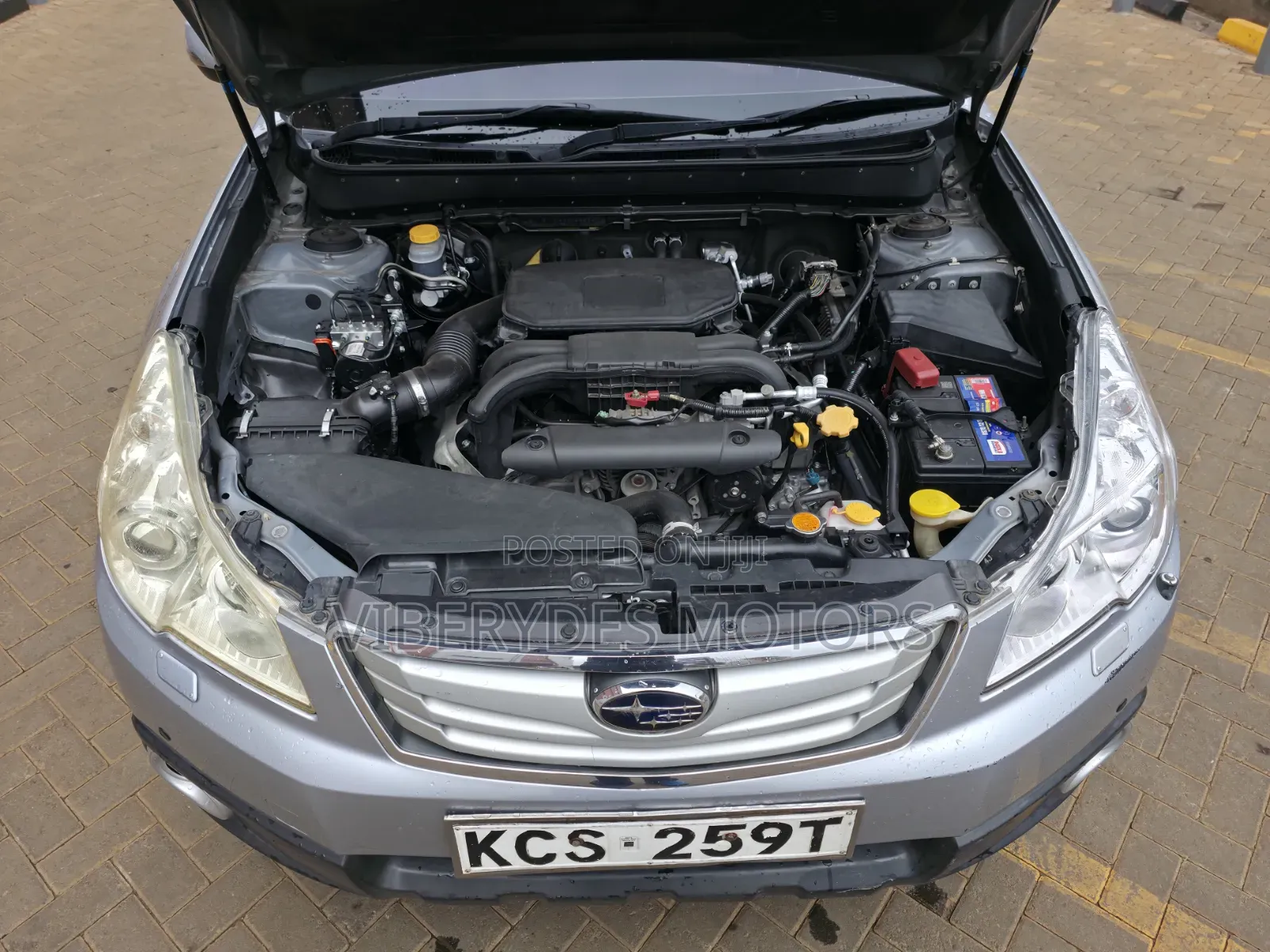 Subaru Outback 2012 Silver