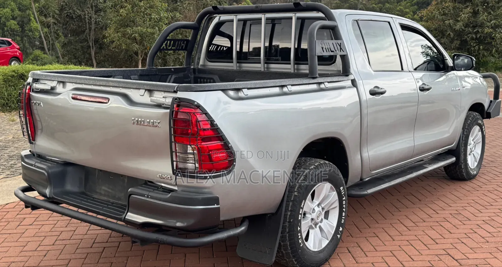 Toyota Hilux 2020 Silver