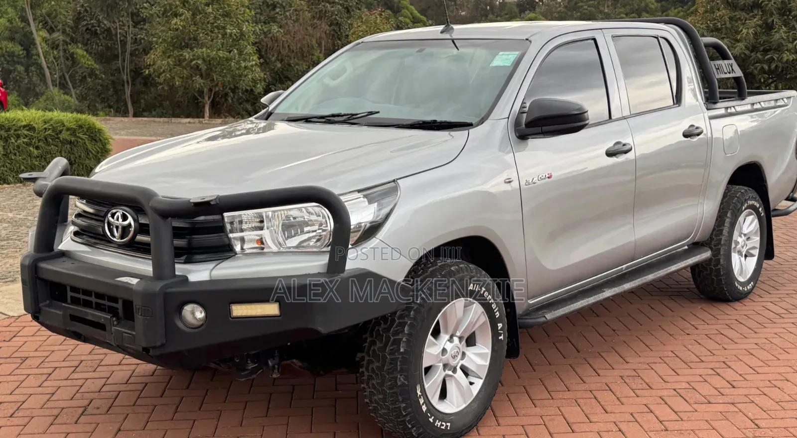 Toyota Hilux 2020 Silver
