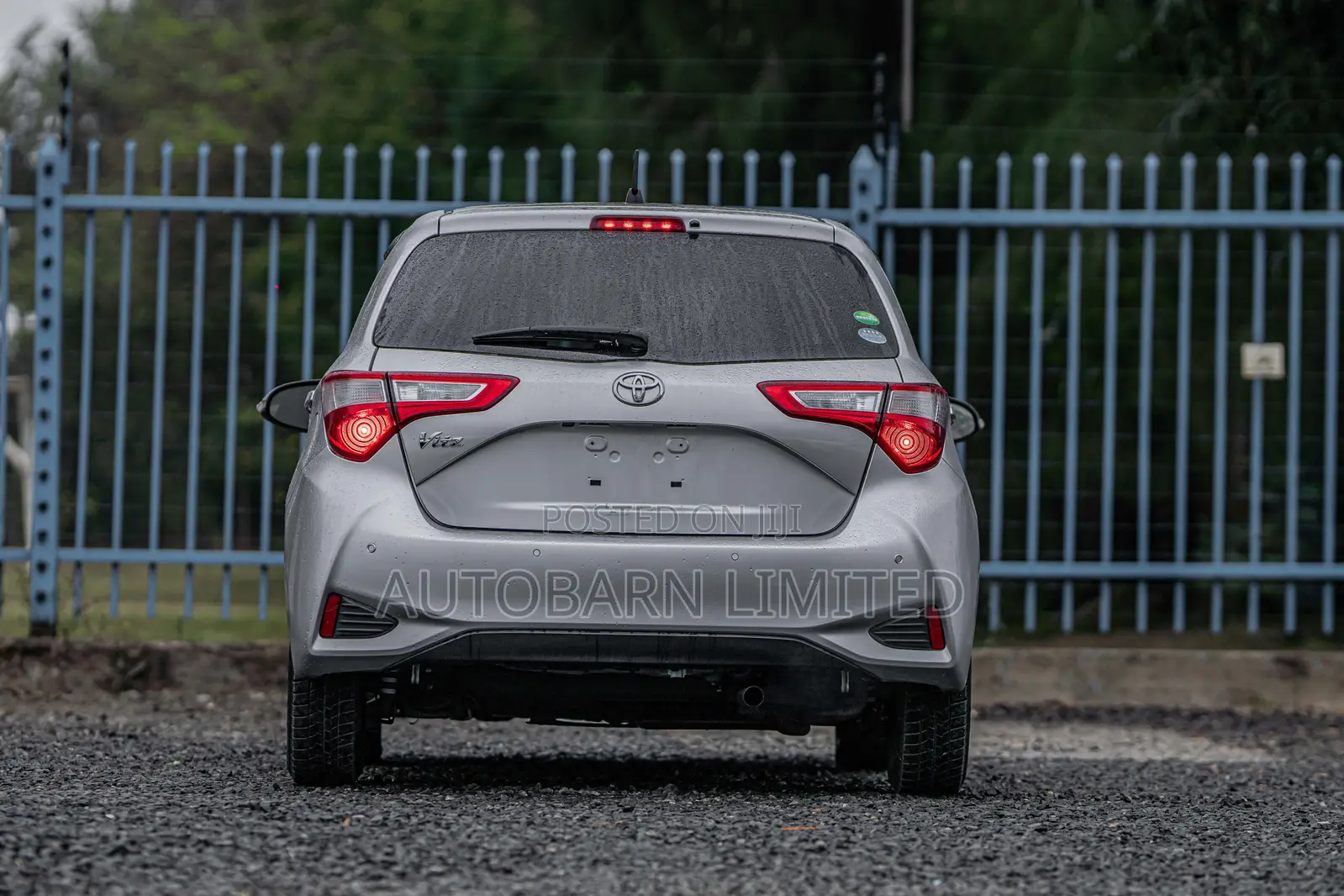 Toyota Vitz 1.3 FWD 5dr 2019 Silver